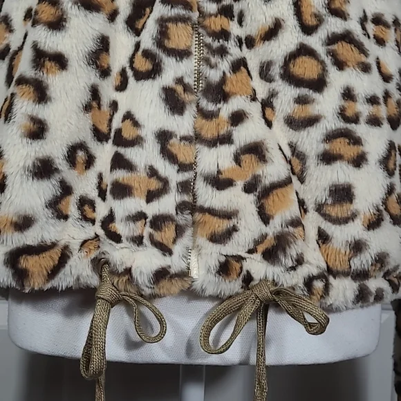NWT Leopard Print Coat Jacket Faux Fur VS PINK & Know One Cares Large - Picture 10 of 17